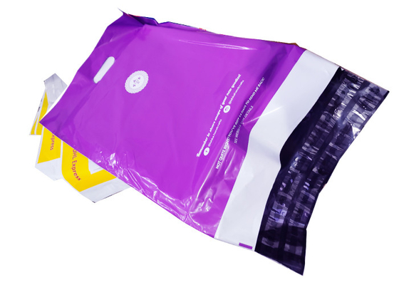 Lightweight 5mil Flexible Mailing Envelopes Die Cut Handle Bags